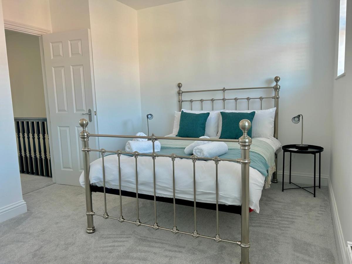 The Town House, Whole House Suitable For Contractors And Families Market Harborough Kültér fotó