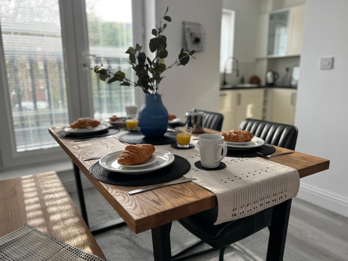 The Town House, Whole House Suitable For Contractors And Families Market Harborough Kültér fotó